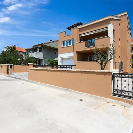 Apartamento Matea Zadar